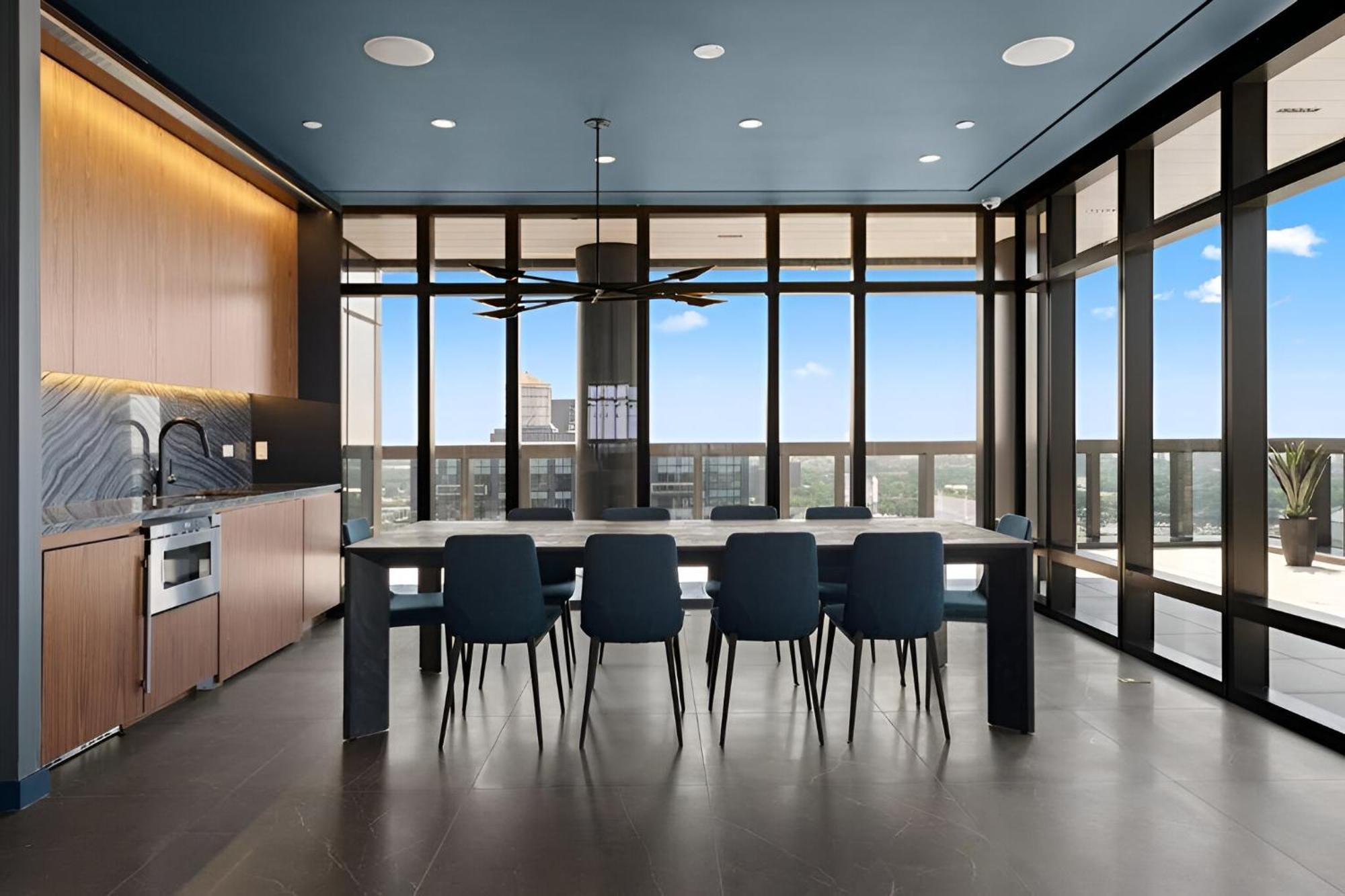 Apartamento Posh With Luxe Amenities In Prime Location! Nova York